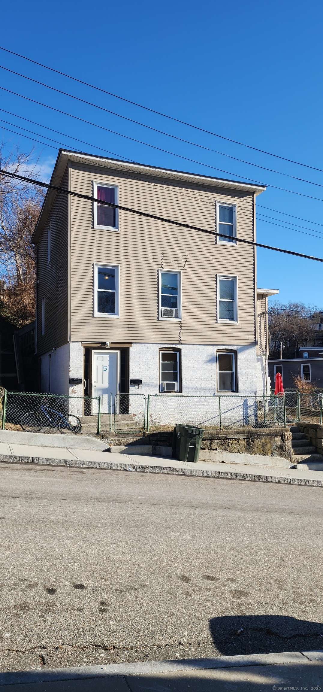 Norwich, CT 06360,5 Grove Street