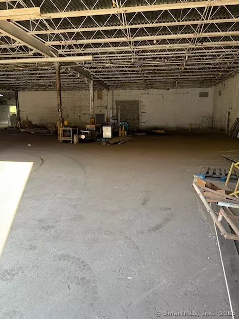 Newtown, CT 06482,40 High Bridge Road #2