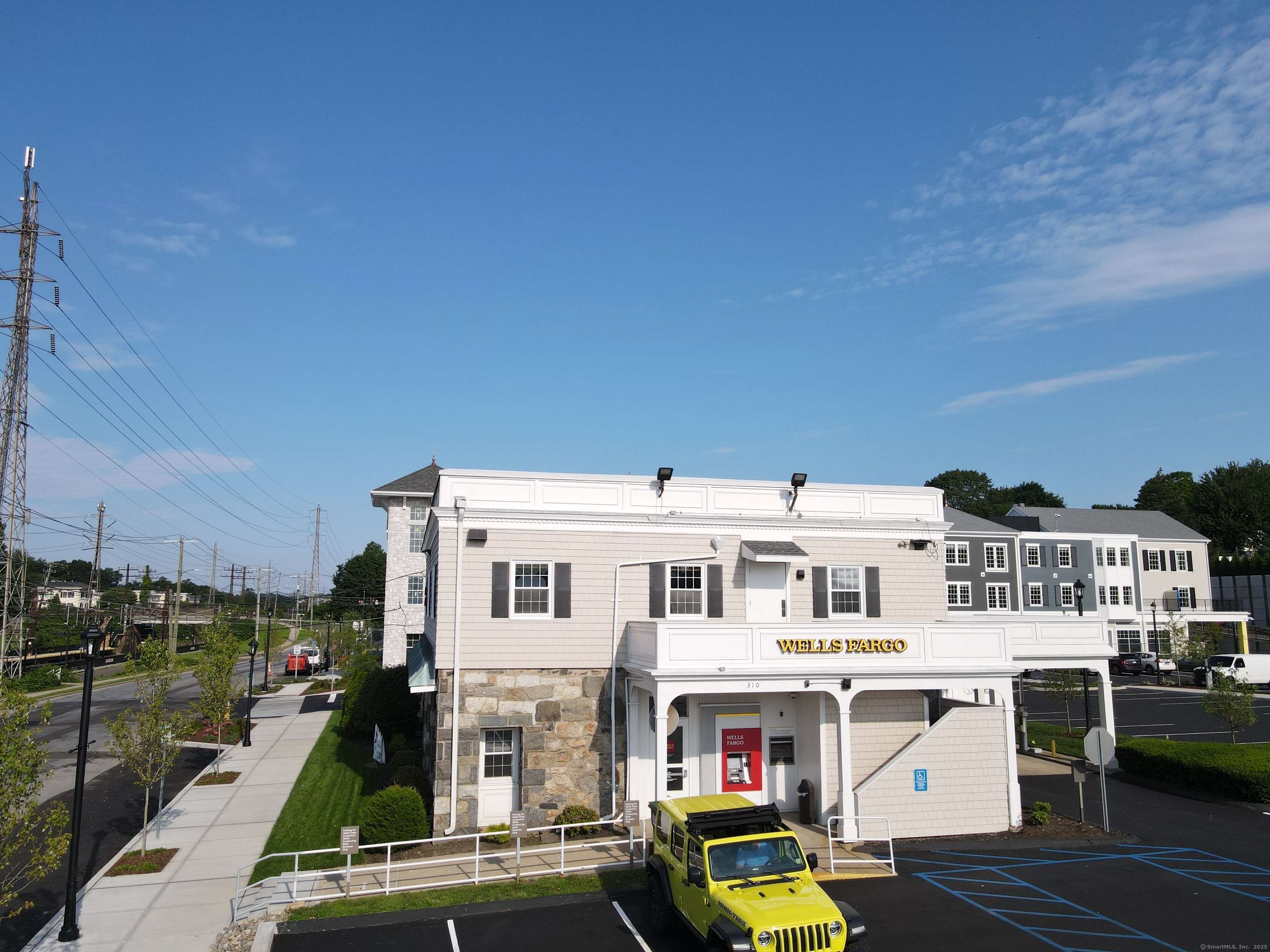 Darien, CT 06820,310 Heights Road