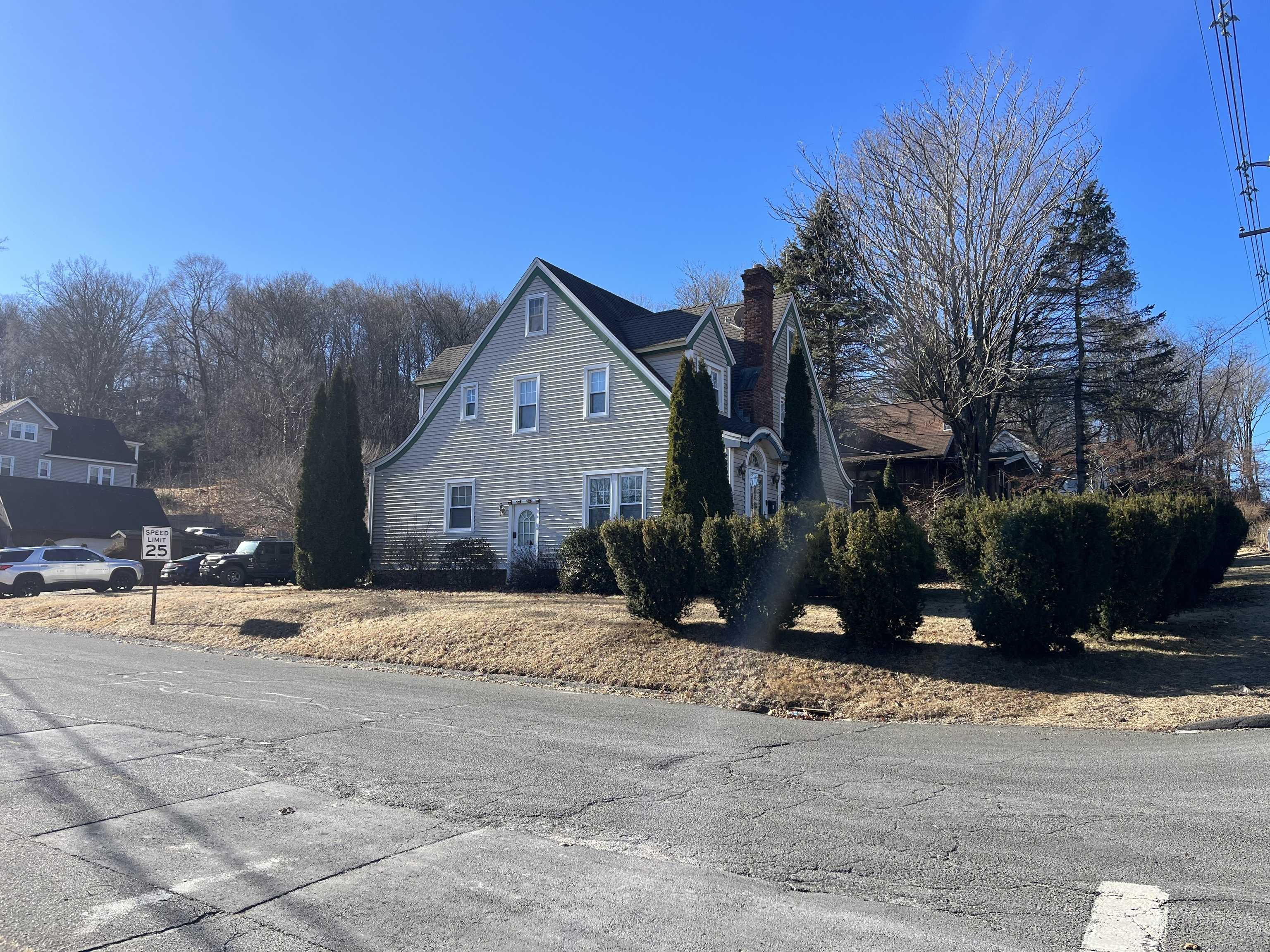 Bristol, CT 06010,298 Farmington Avenue