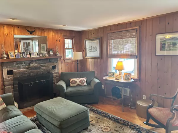East Lyme, CT 06357,42 Sea Breeze Avenue