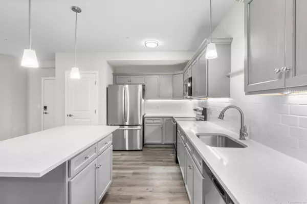 Cheshire, CT 06410,64 East Mitchell Avenue #18