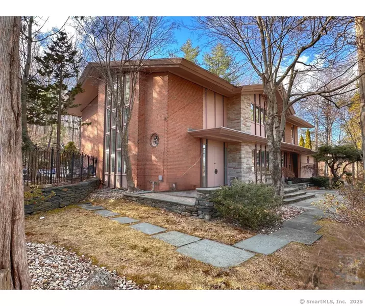 70 High Ridge Road, West Hartford, CT 06117