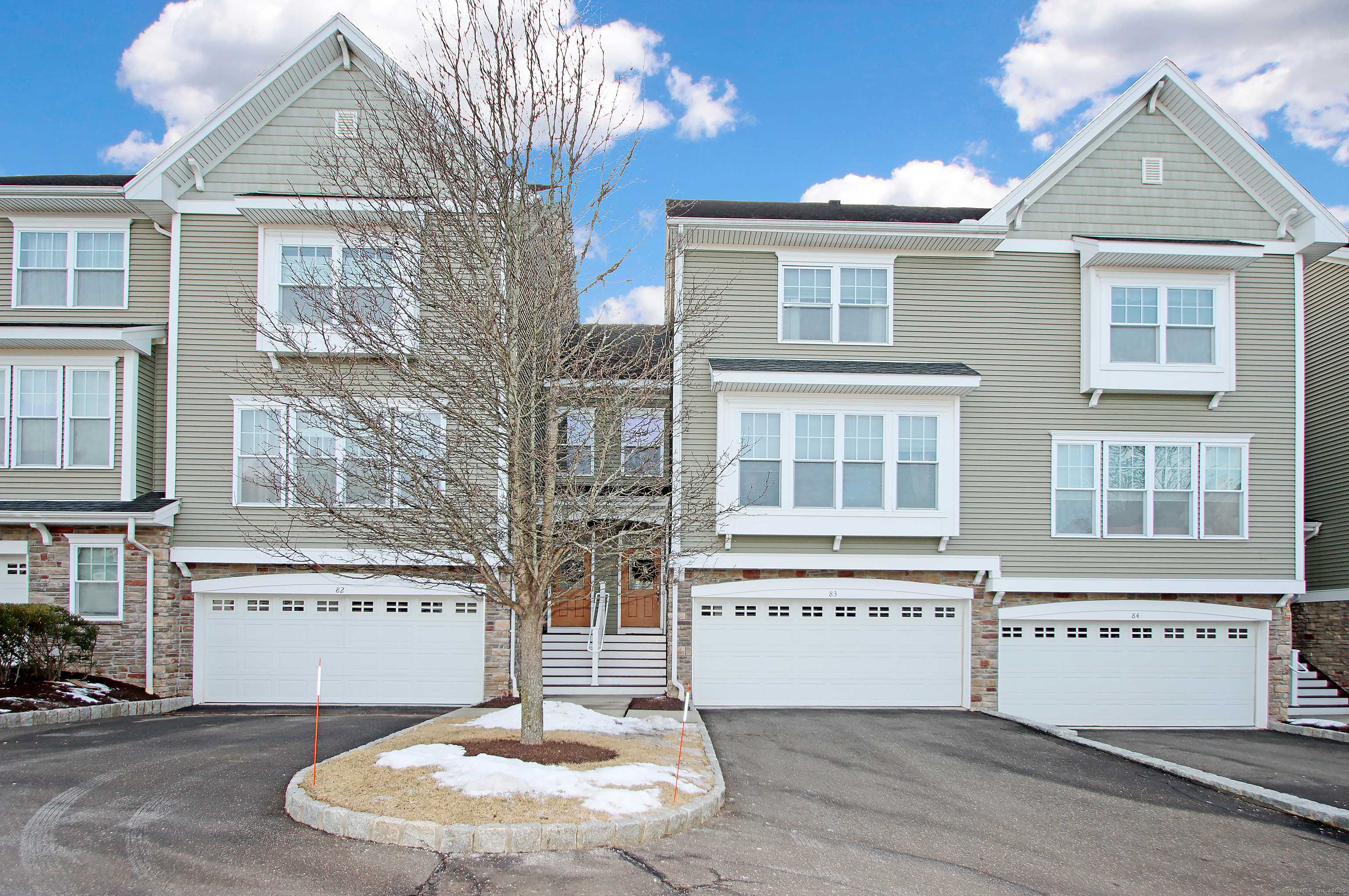 83 Lawrence Avenue #83, Danbury, CT 06810