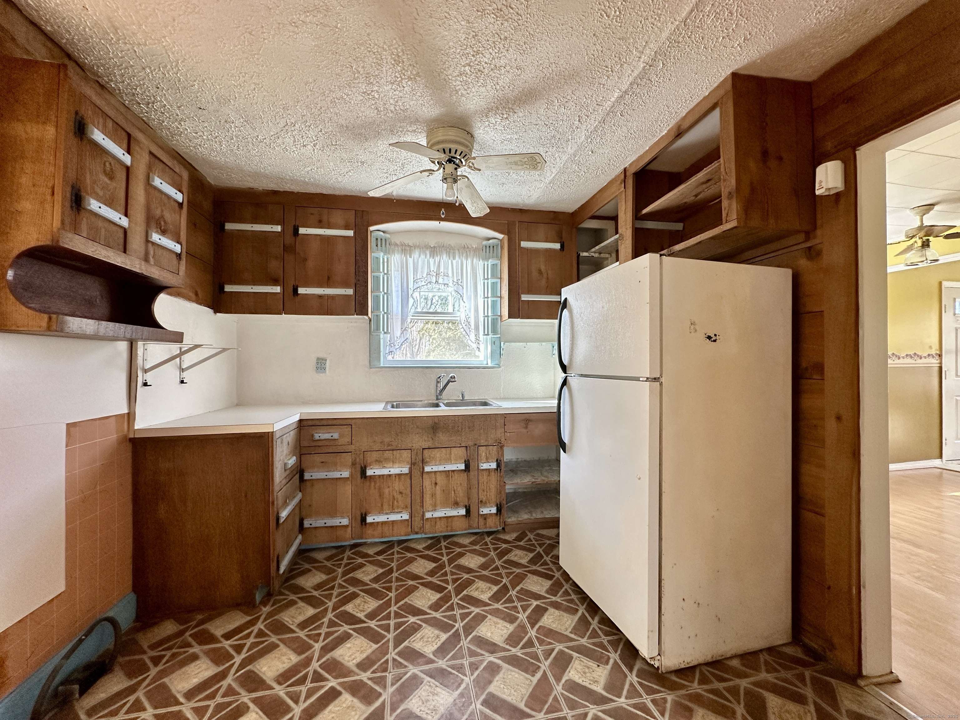 New Fairfield, CT 06812,4 Ingleside Road