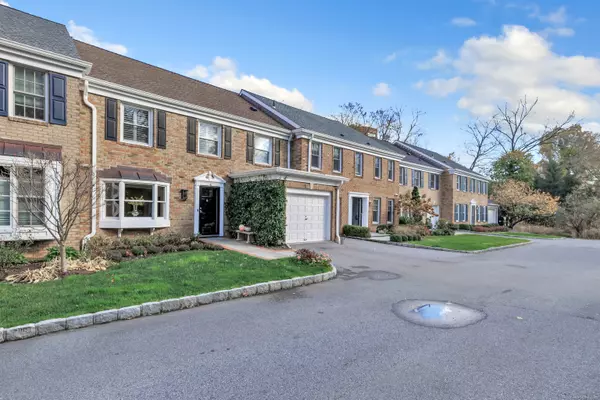 Greenwich, CT 06831,16 Georgetowne N. #Unit # 16