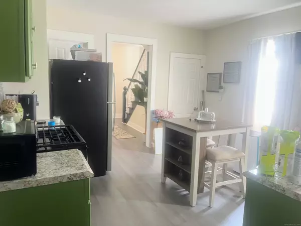 New Haven, CT 06515,233 Valley Street