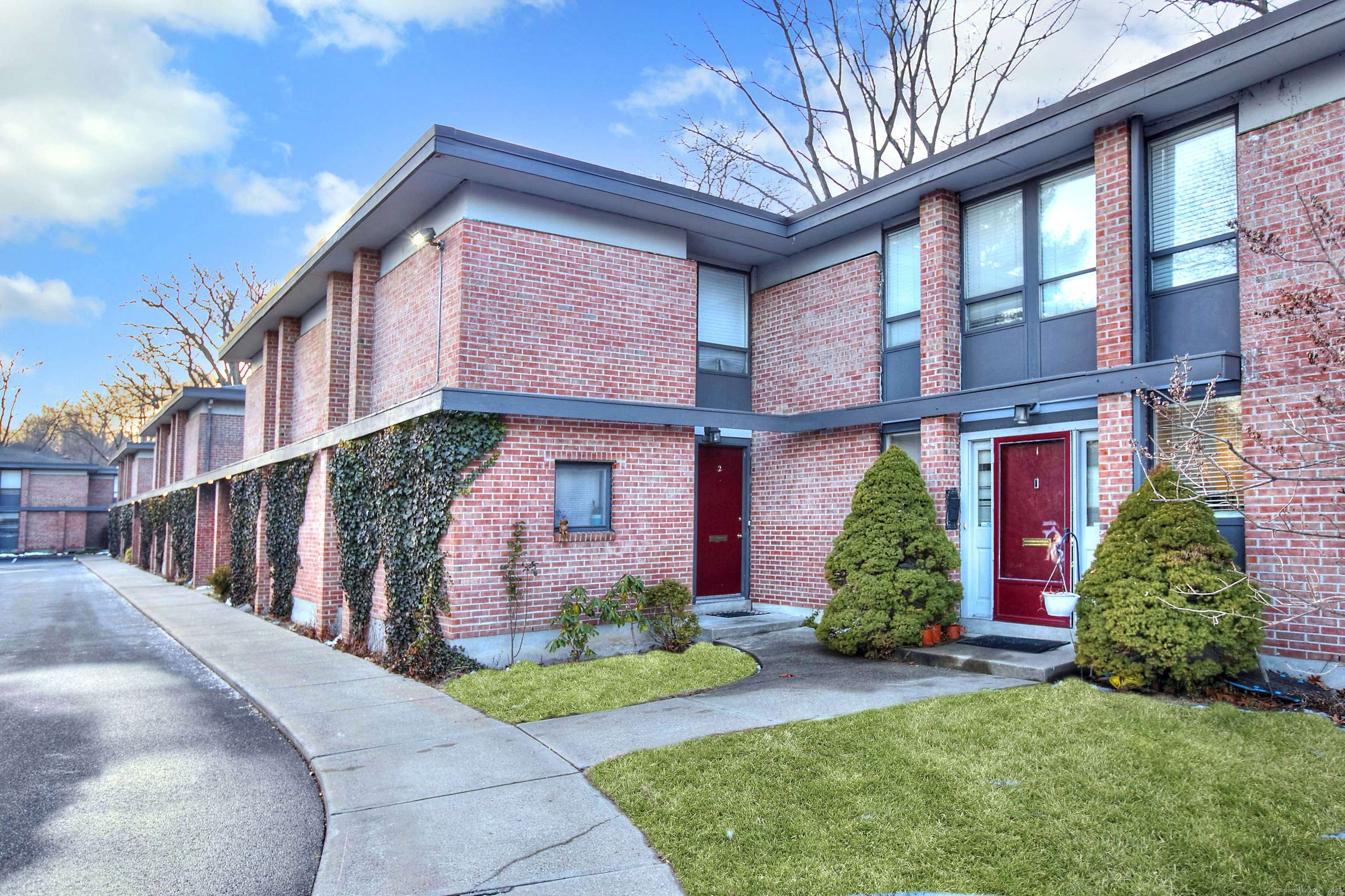 Fairfield, CT 06825,160 Fairfield Woods Road #APT 2