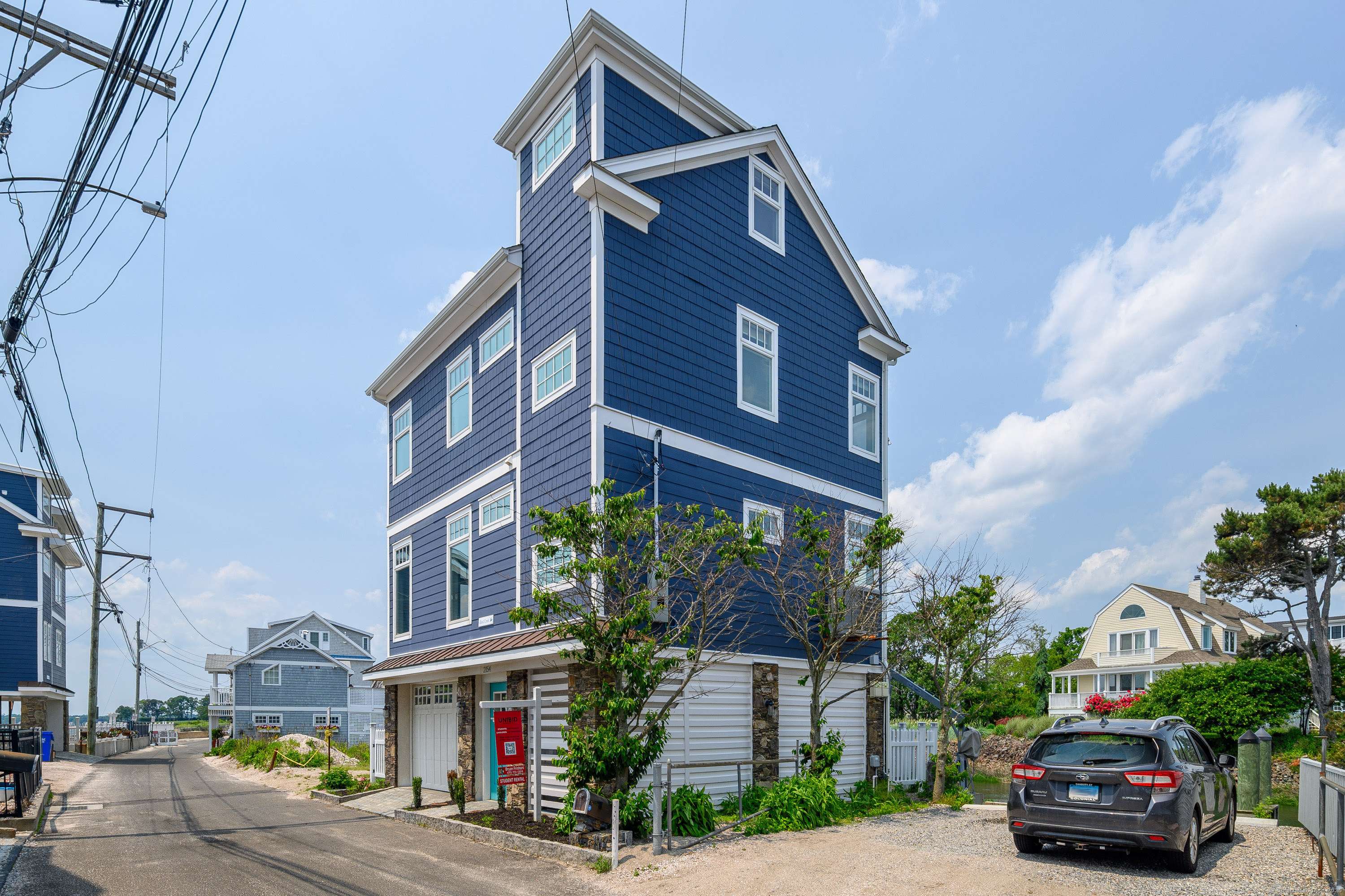 Fairfield, CT 06824,2154 Fairfield Beach Road