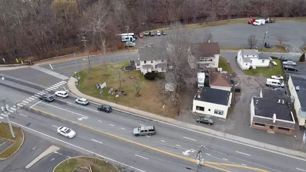 Middletown, CT 06457,598 Washington Street