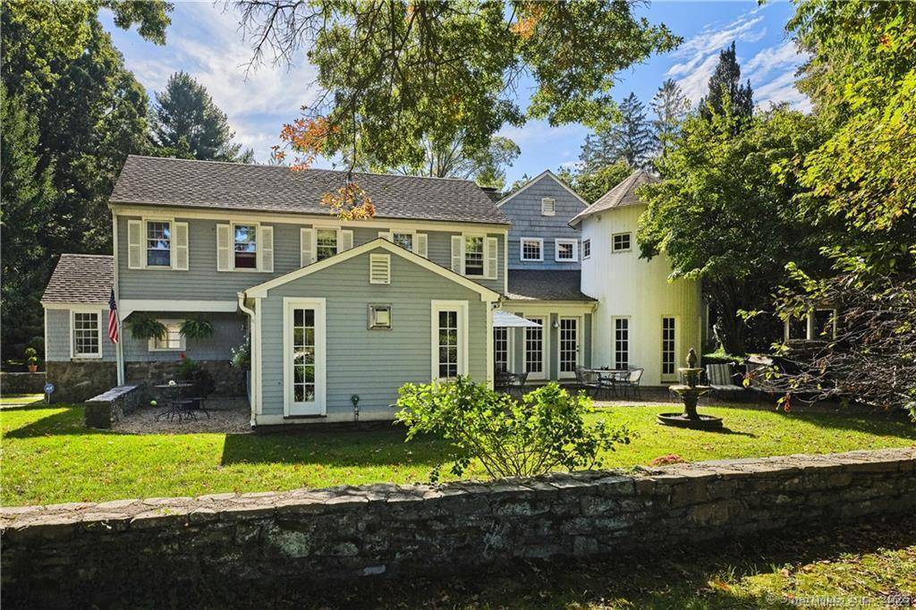 Essex, CT 06426,6 Crosstrees Hill Road