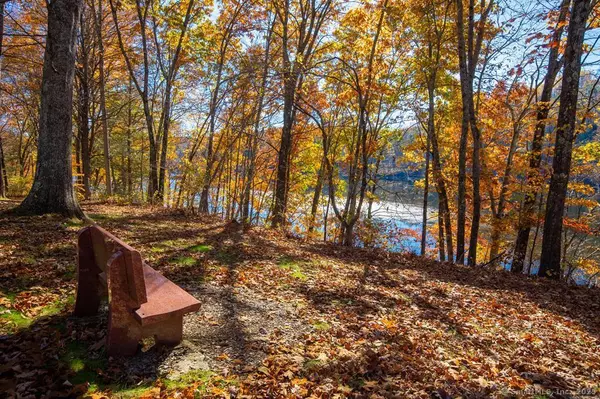 Bridgewater, CT 06752,5 Lillinonah Lake Road South
