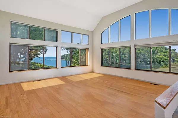 Guilford, CT 06437,48 Andrews Road