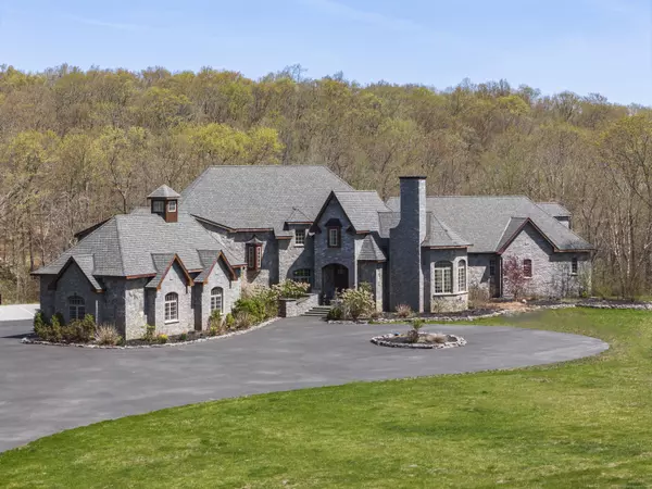 Killingworth, CT 06419,131 Burr Hill Road