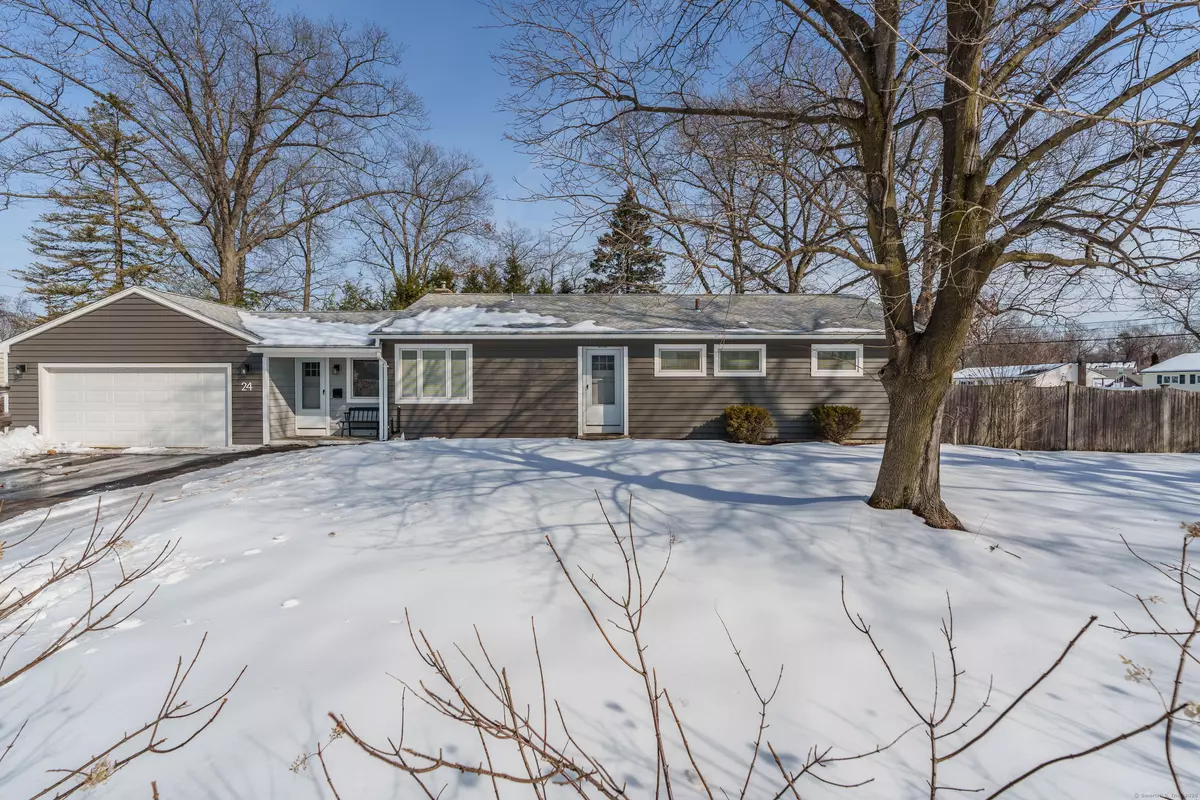 Windsor Locks, CT 06096,24 Lincoln Street