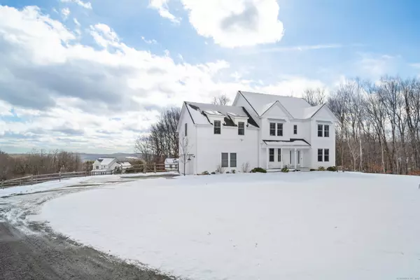 Woodbury, CT 06798,35 Fawn Meadow Lane