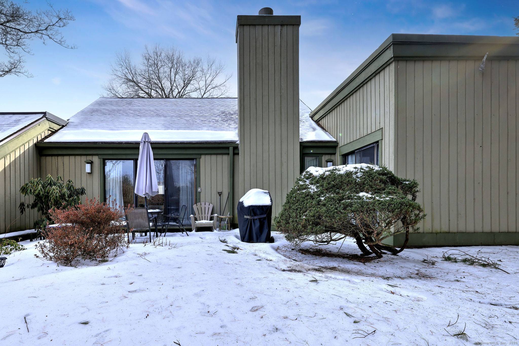 Southbury, CT 06488,604 Heritage Village #A