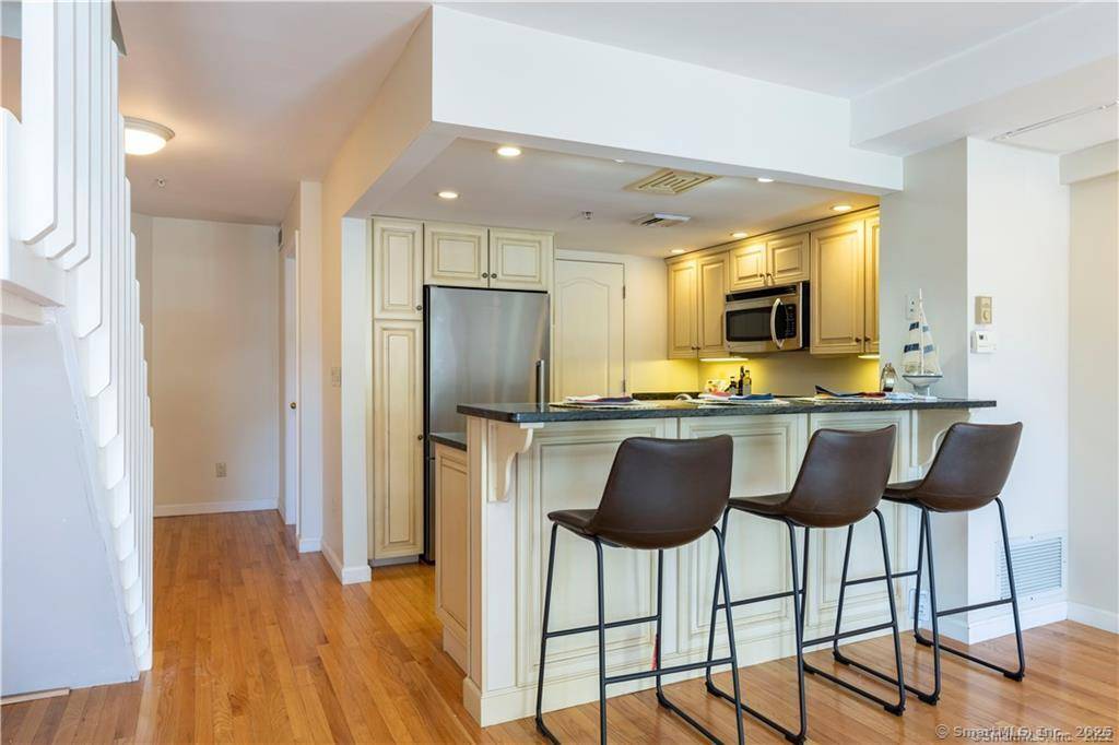 Groton, CT 06355,17 Water Street #A-8