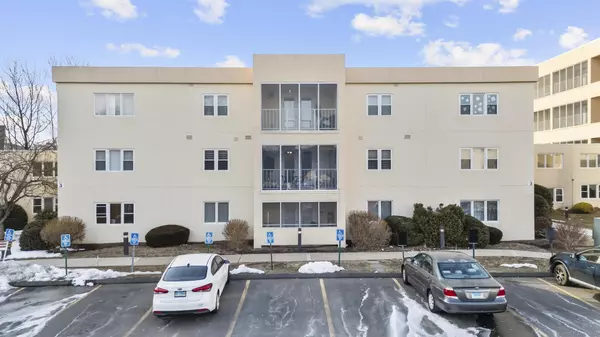 75 Washington Avenue #3-206, Hamden, CT 06518