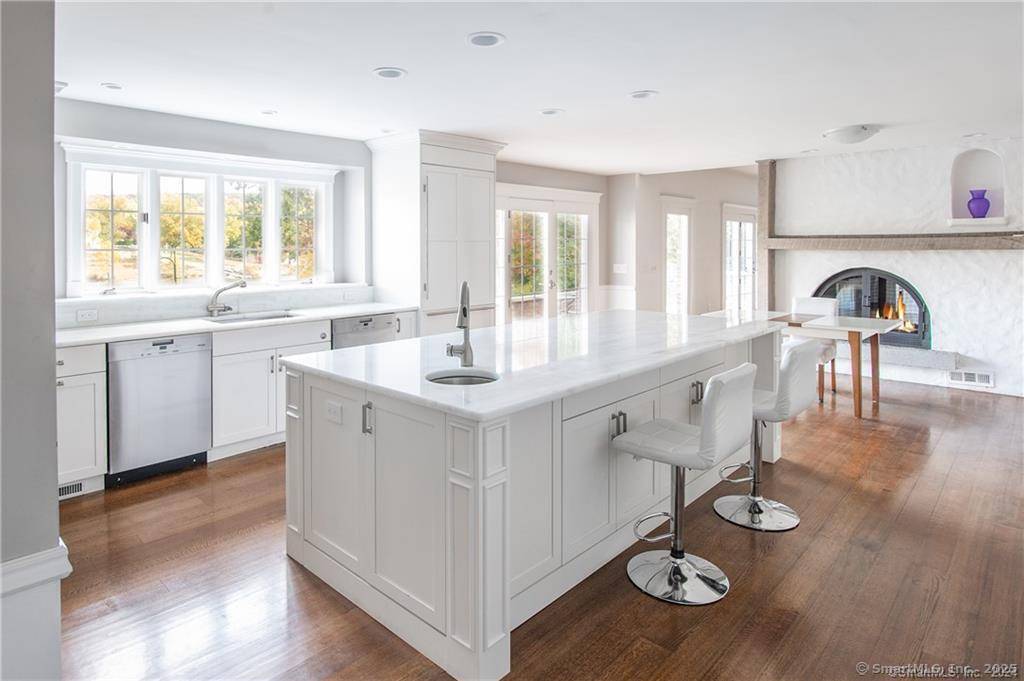 Brookfield, CT 06804,22 Hidden Brook Drive