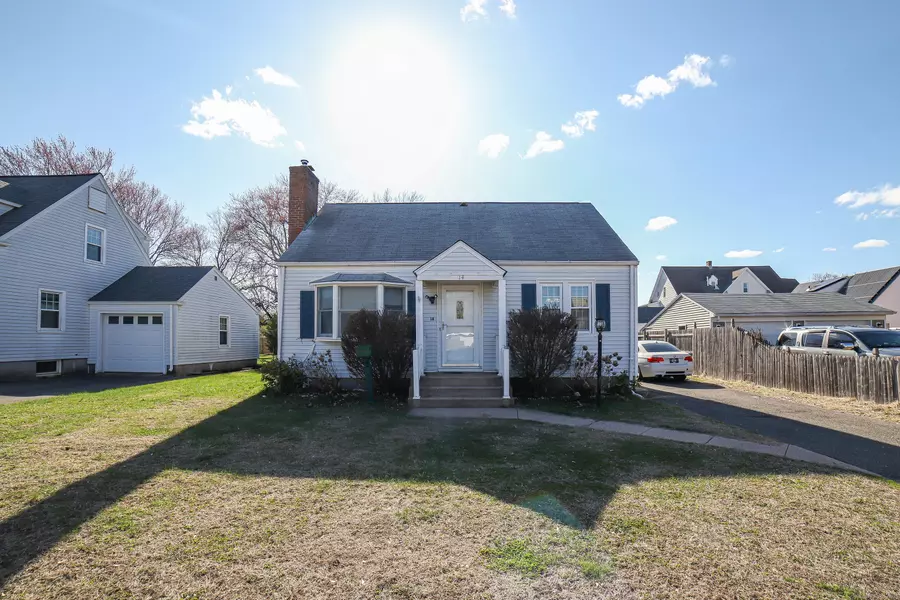 14 Campfield Road, Manchester, CT 06040