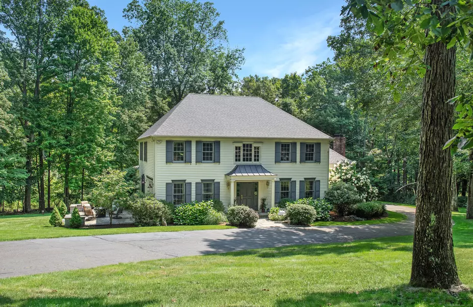 6 Grandview Drive, Ridgefield, CT 06877