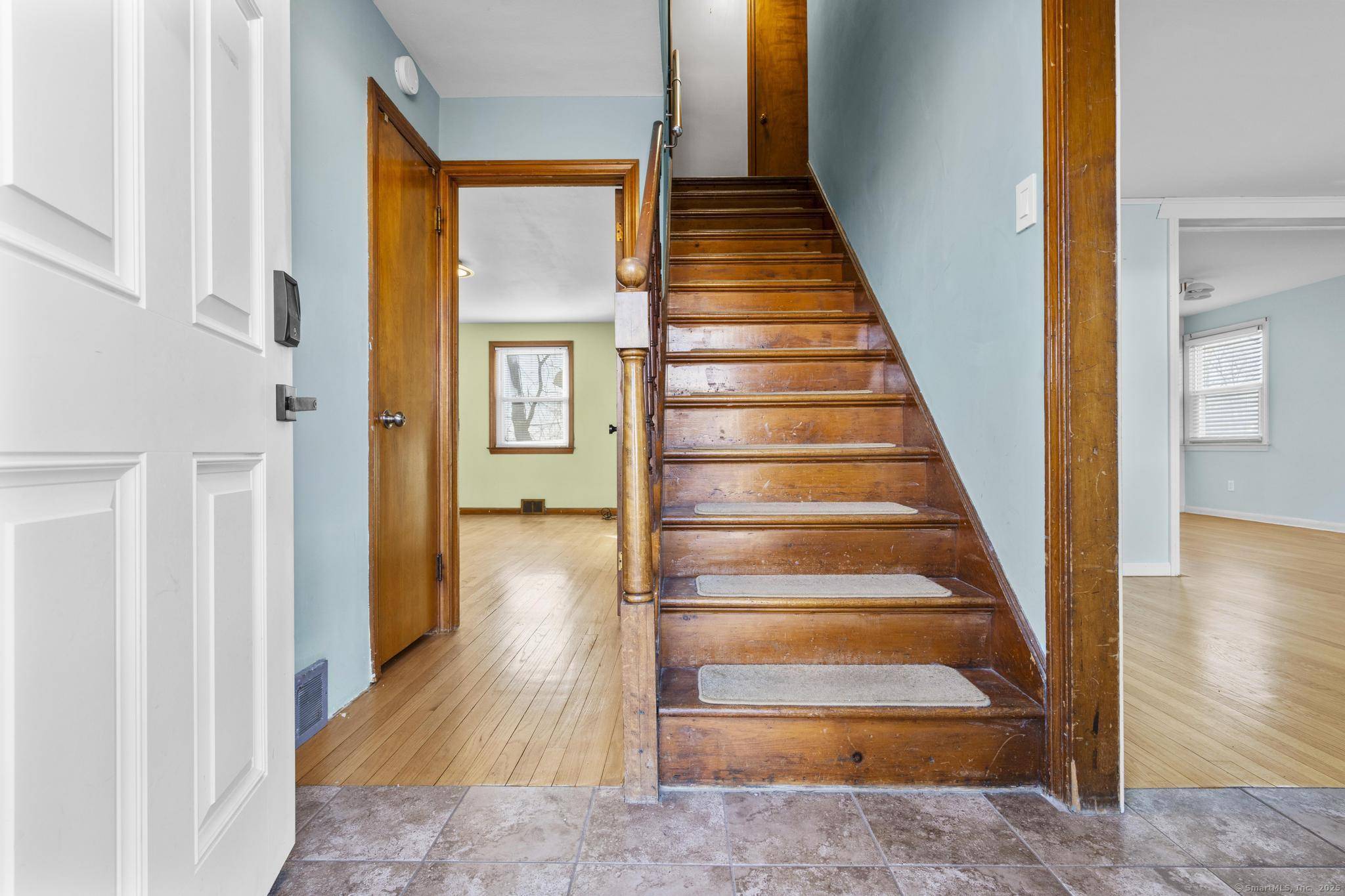 West Haven, CT 06516,64 Central Avenue