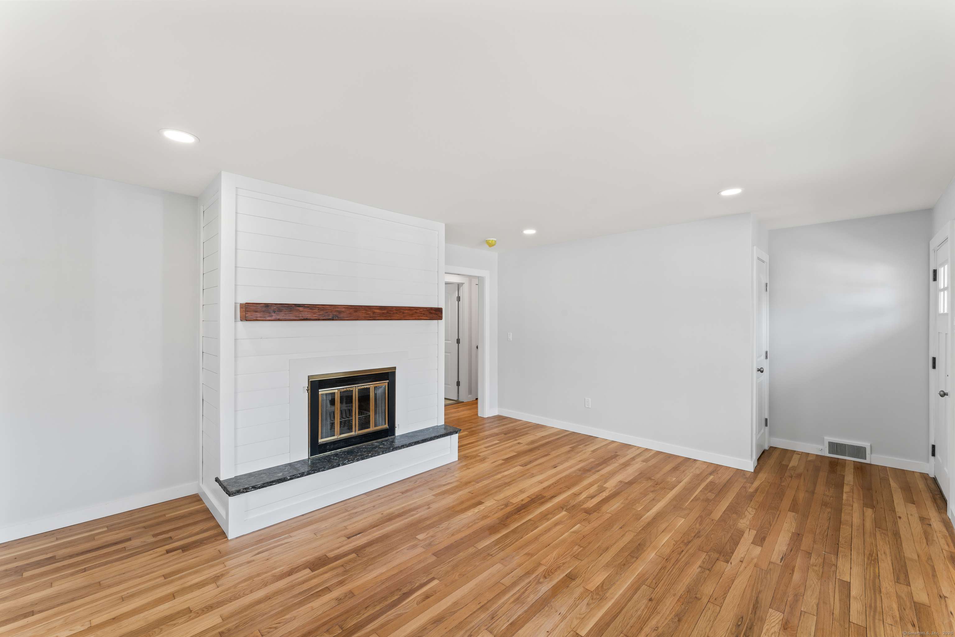 Wolcott, CT 06716,112 Long Swamp Road