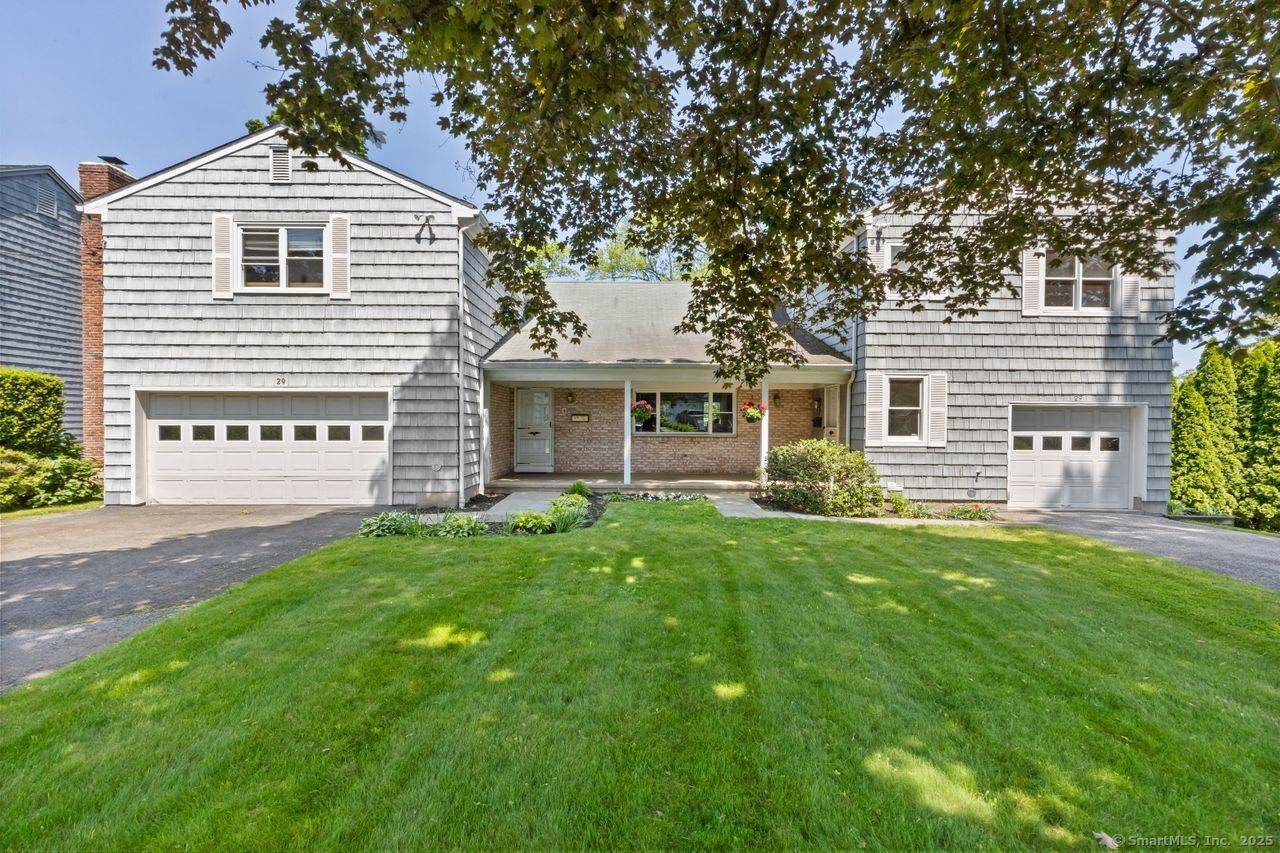 29 Maplewood Drive, Greenwich, CT 06807
