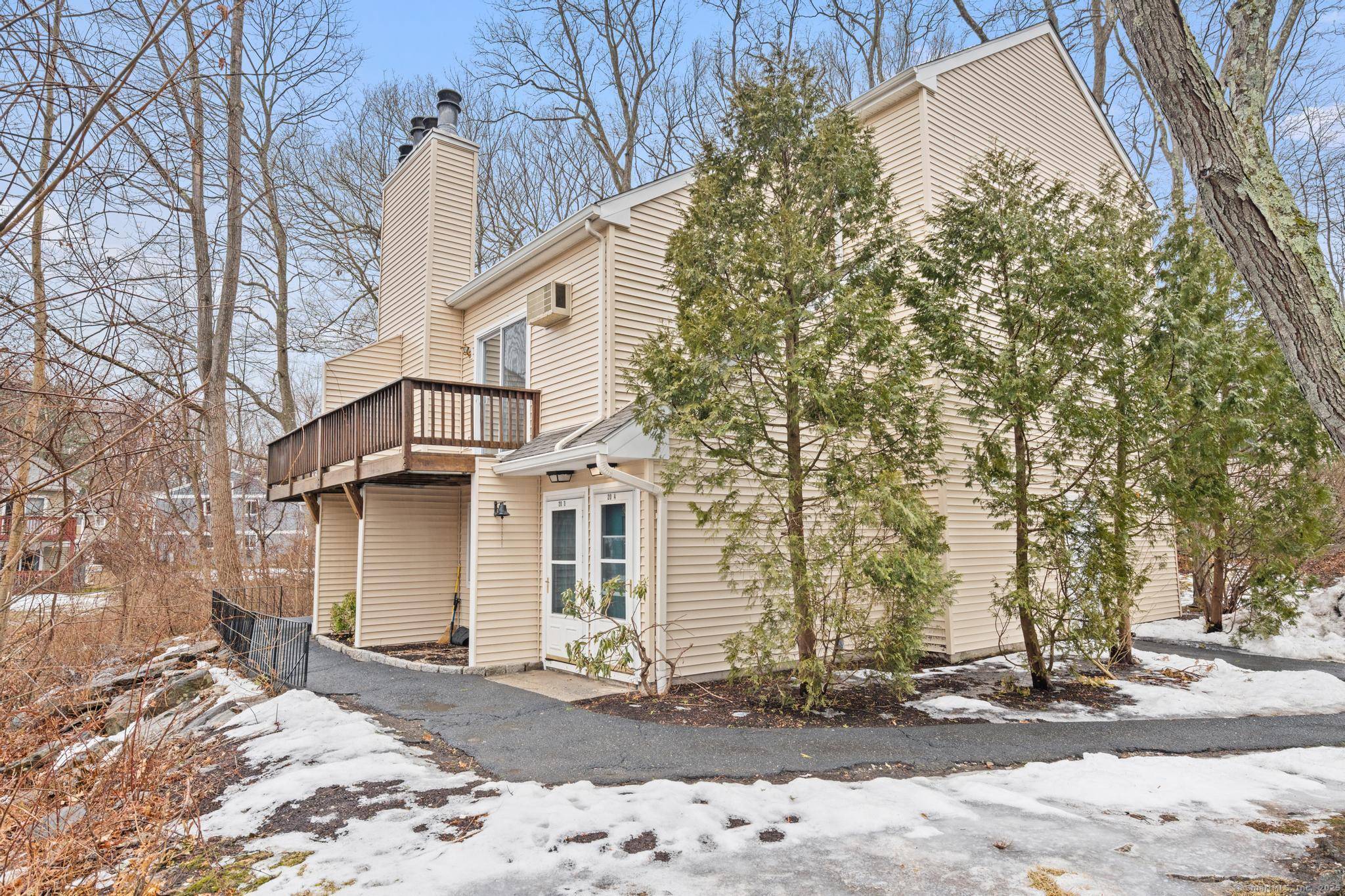 8 Rose Lane #APT 20-4, Danbury, CT 06811
