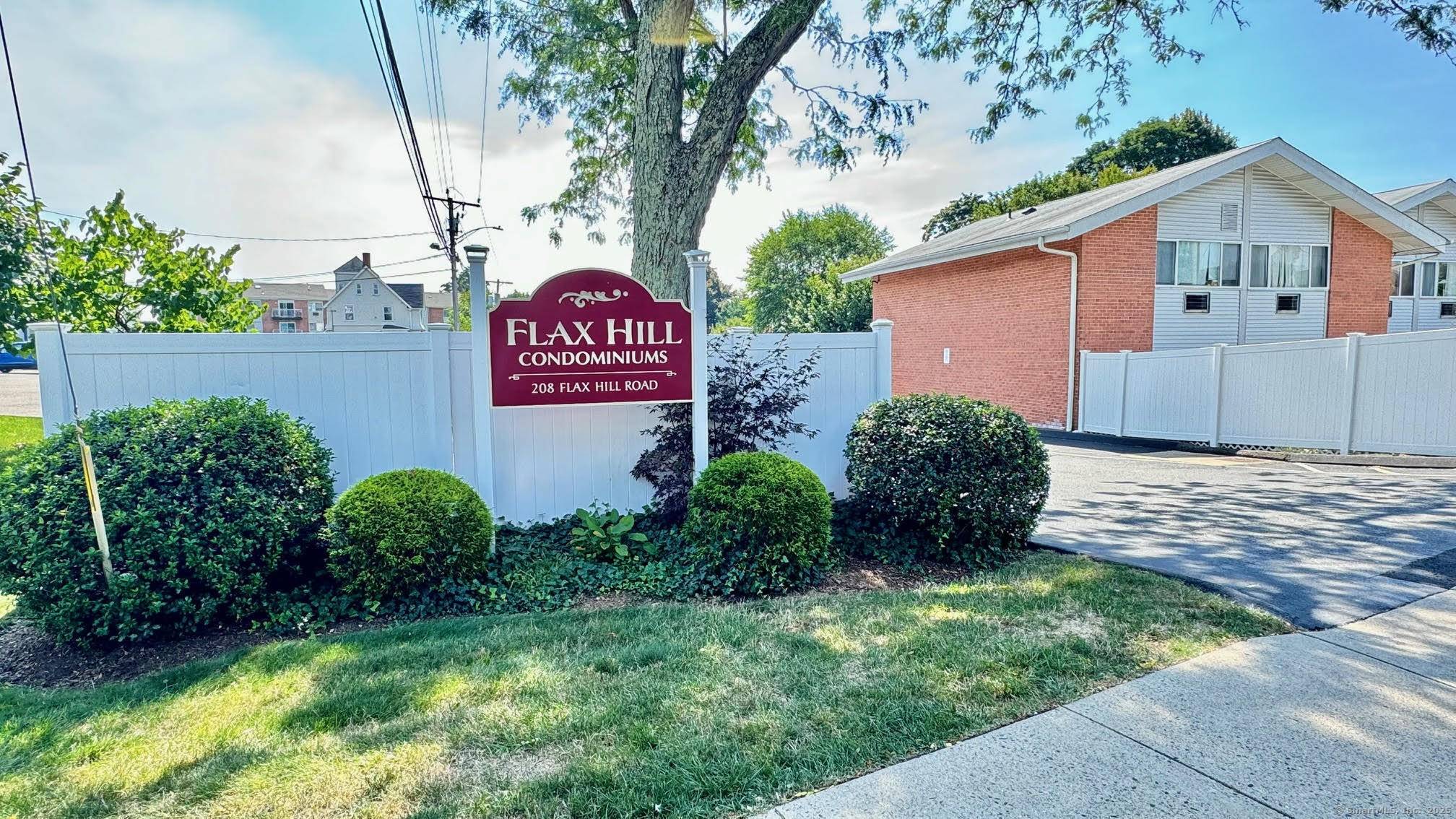 208 Flax Hill Road #APT 33, Norwalk, CT 06854