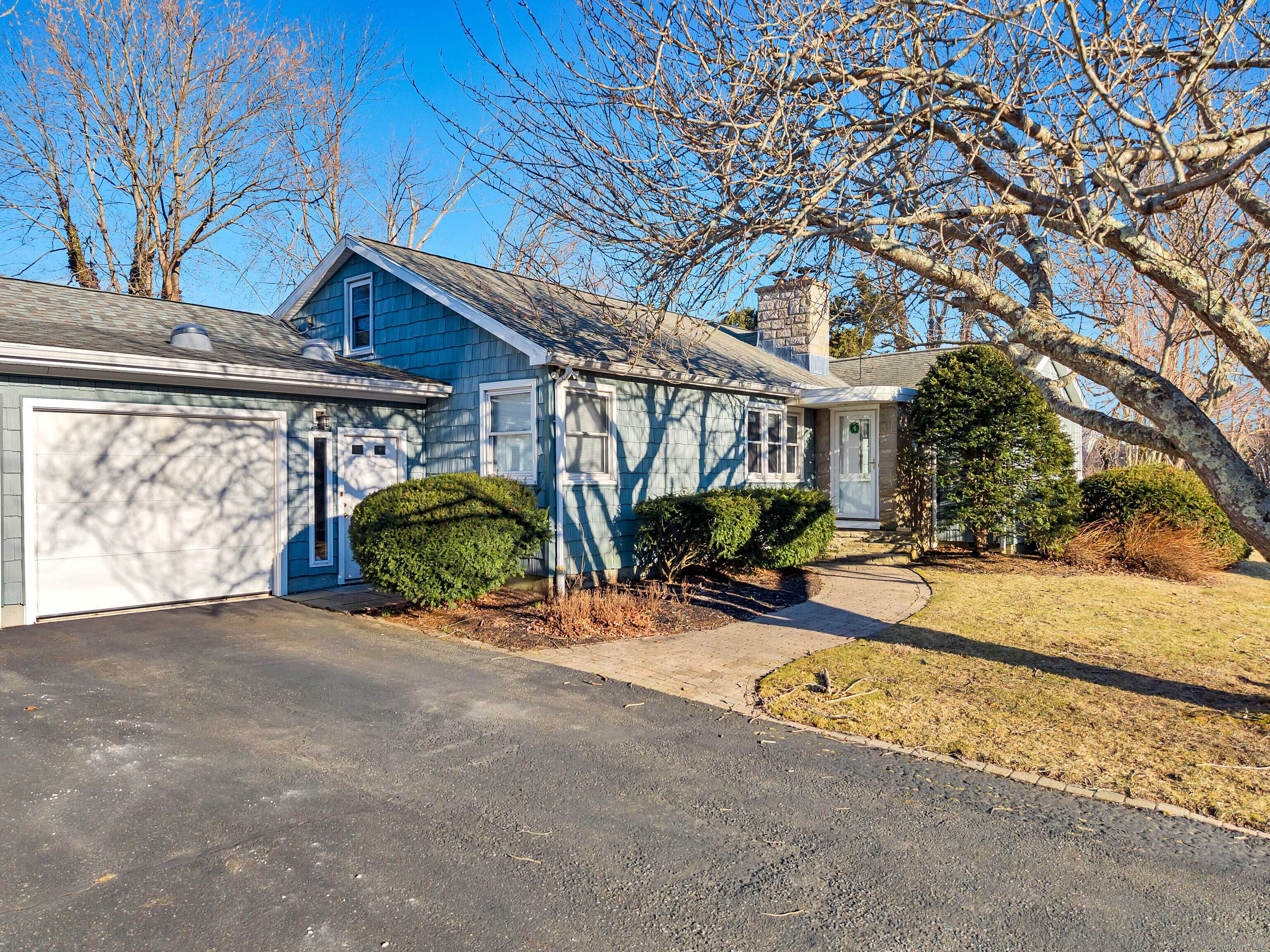 71 Beach Avenue, Madison, CT 06443