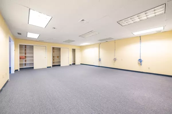 Orange, CT 06477,477 Boston Post Road #2C