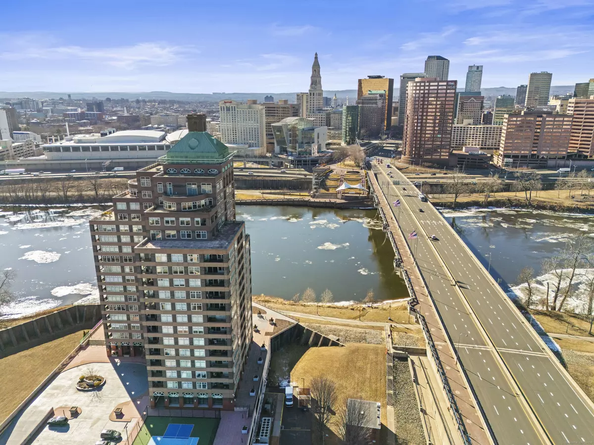 East Hartford, CT 06108,235 East River Drive #APT 1005