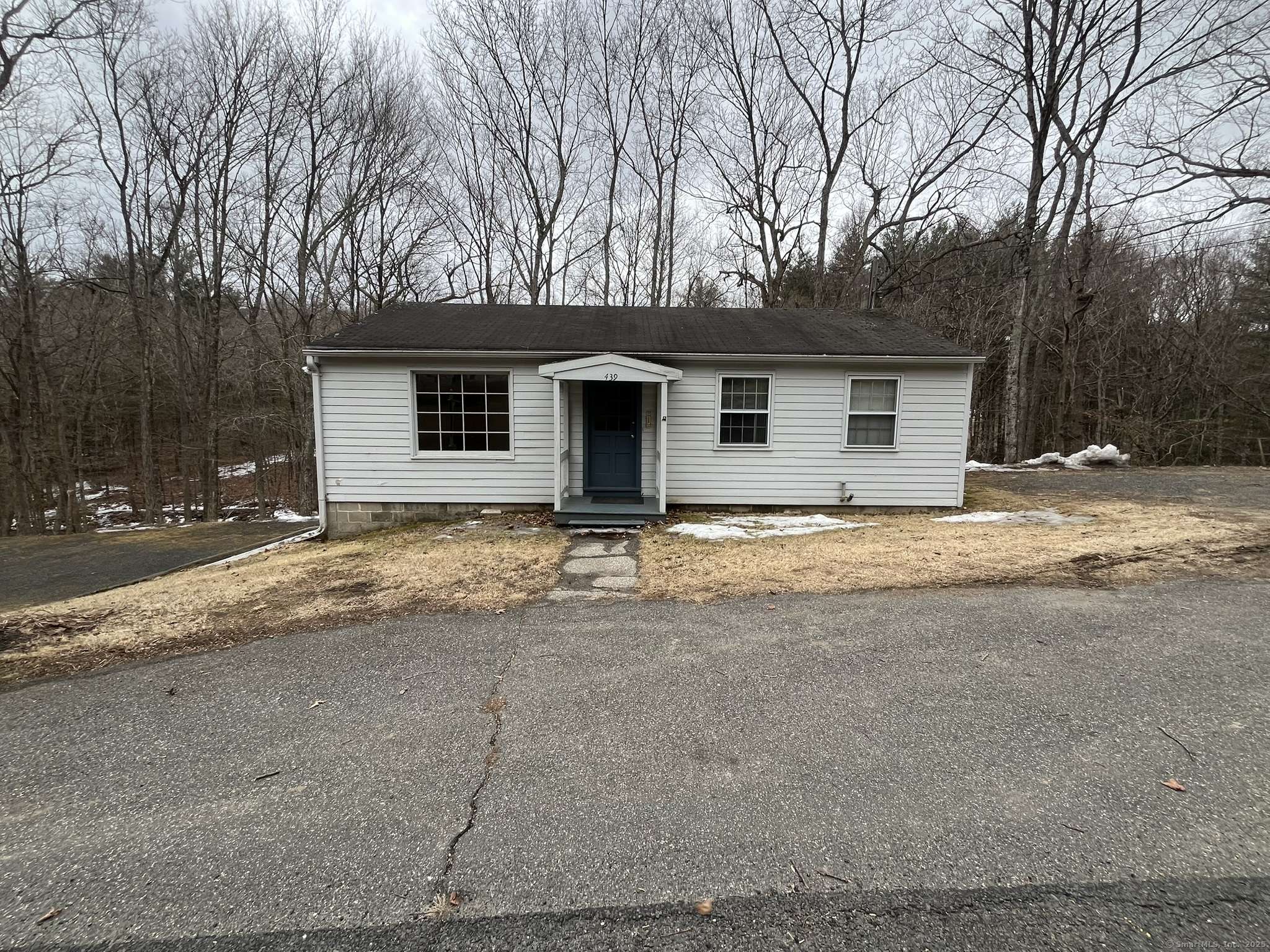 Woodbury, CT 06798,439 Washington Road