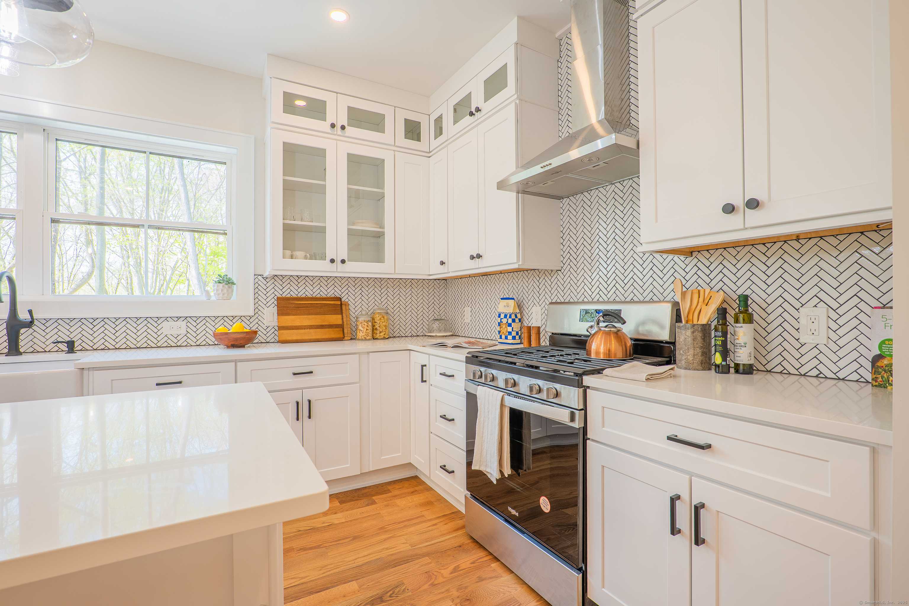 Shelton, CT 06484,6 Brookview Heights Court