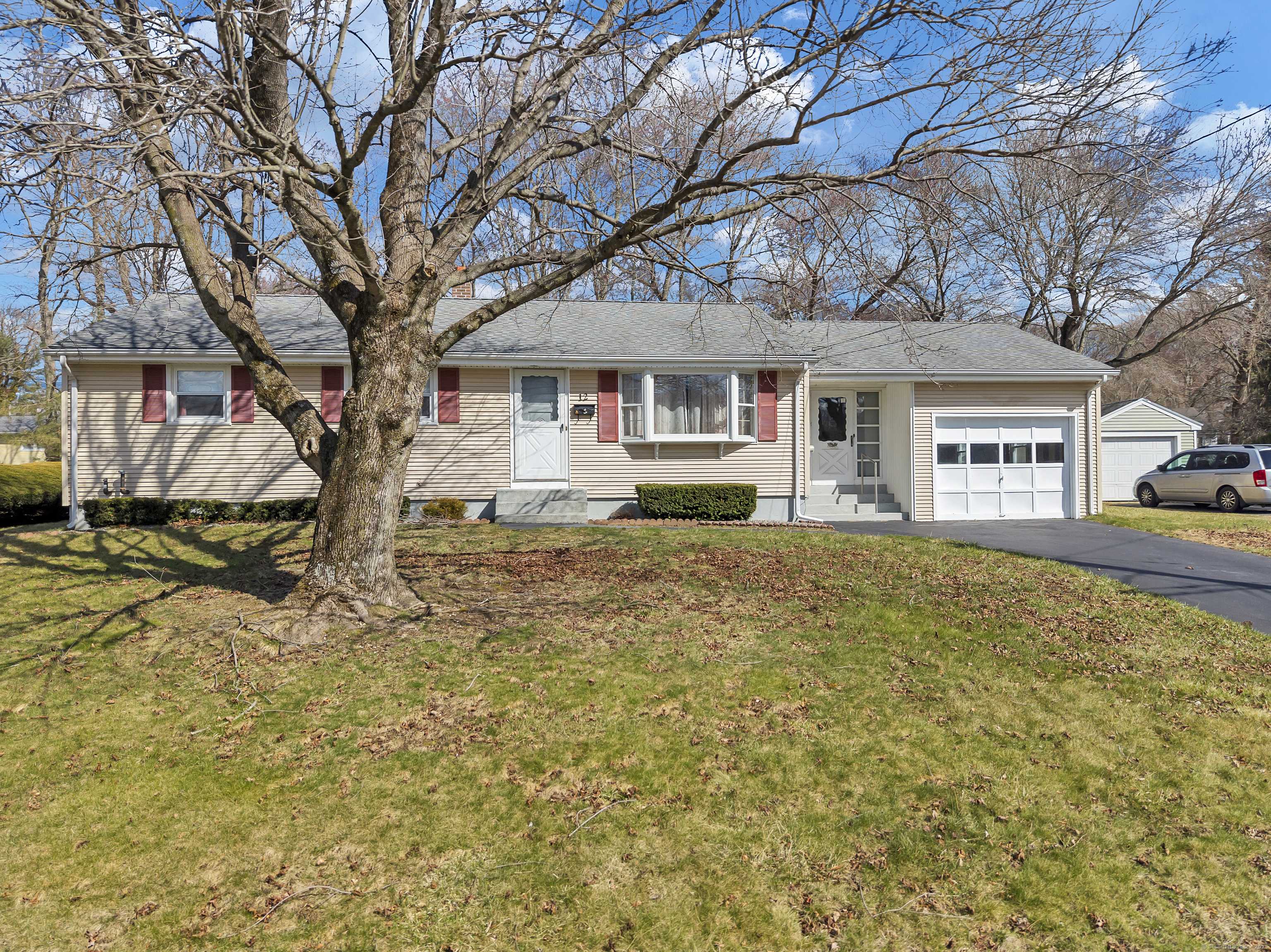 12 Will Road, Norwich, CT 06360