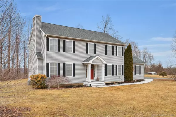 6 Oakwood Drive, Beacon Falls, CT 06403