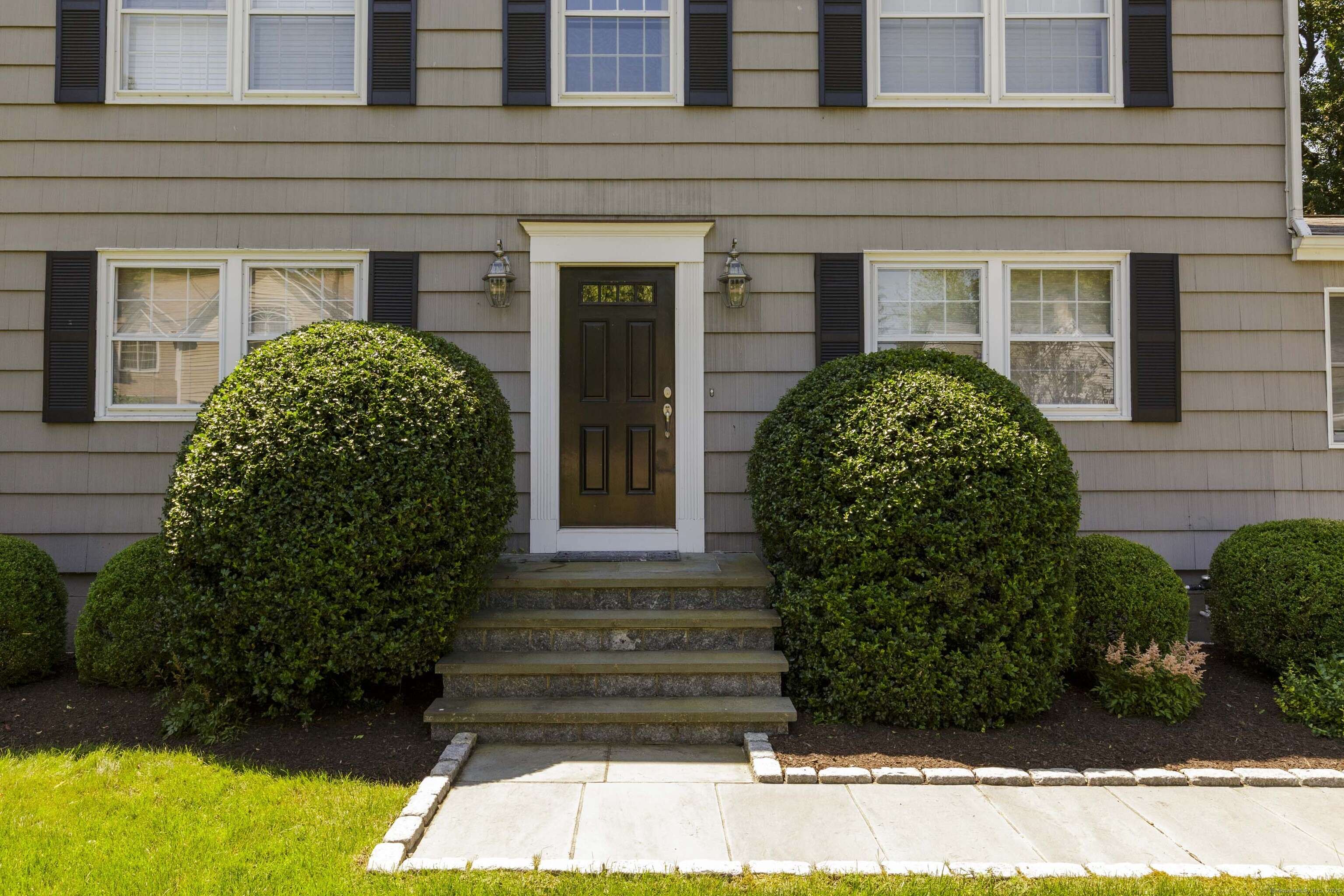 Darien, CT 06820,24 Laforge Road