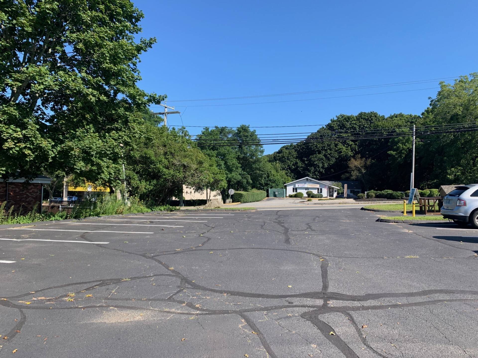 Waterford, CT 06385,70 Boston Post Road