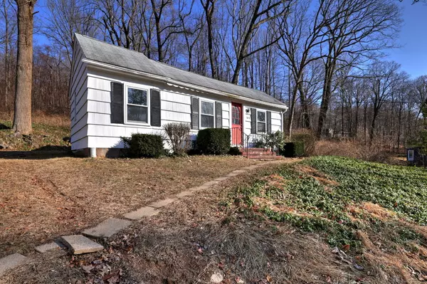 Bethany, CT 06524,298 Wooding Hill Road