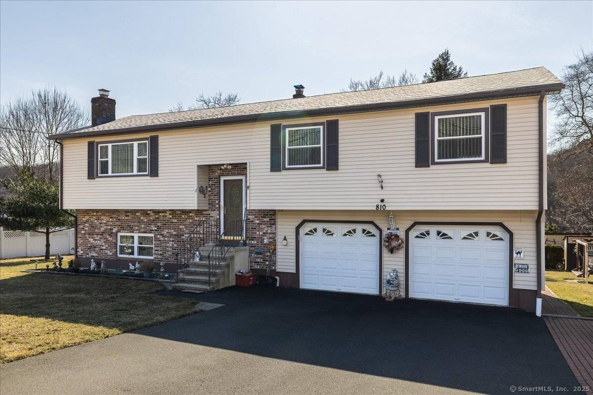 810 Roosevelt Drive, Derby, CT 06418