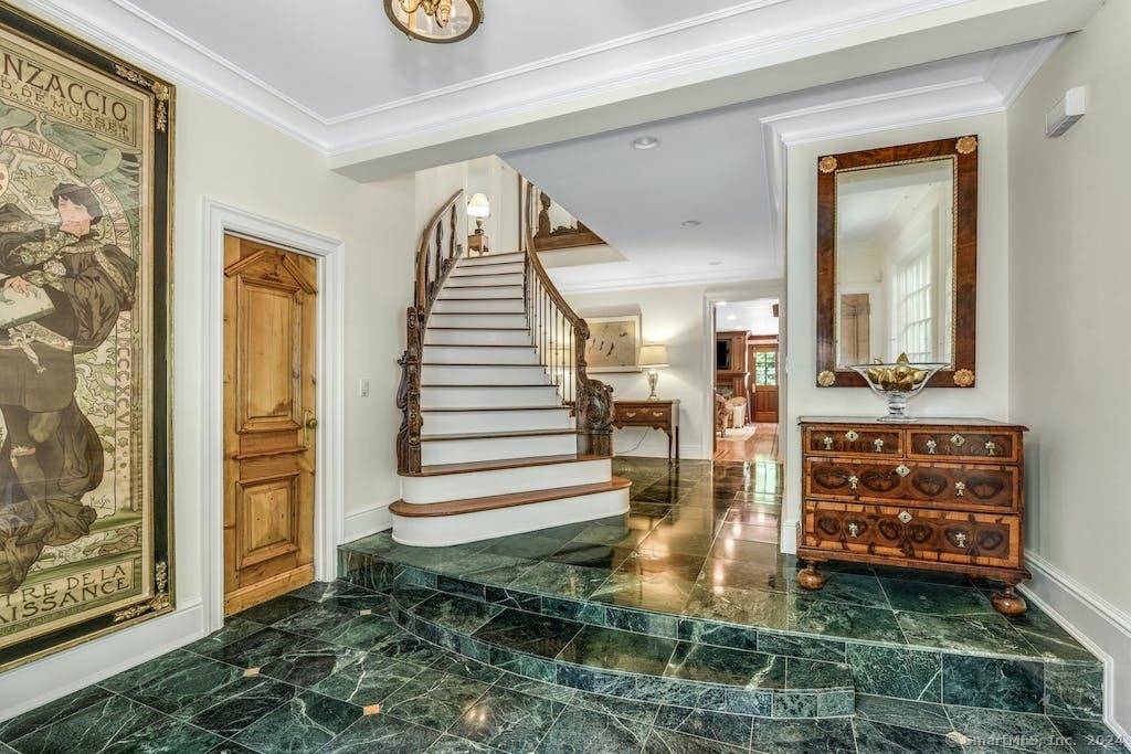 New Canaan, CT 06840,23 Benedict Hill Road
