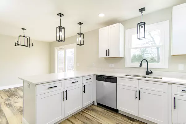 Killingly, CT 06239,13 Foster Street