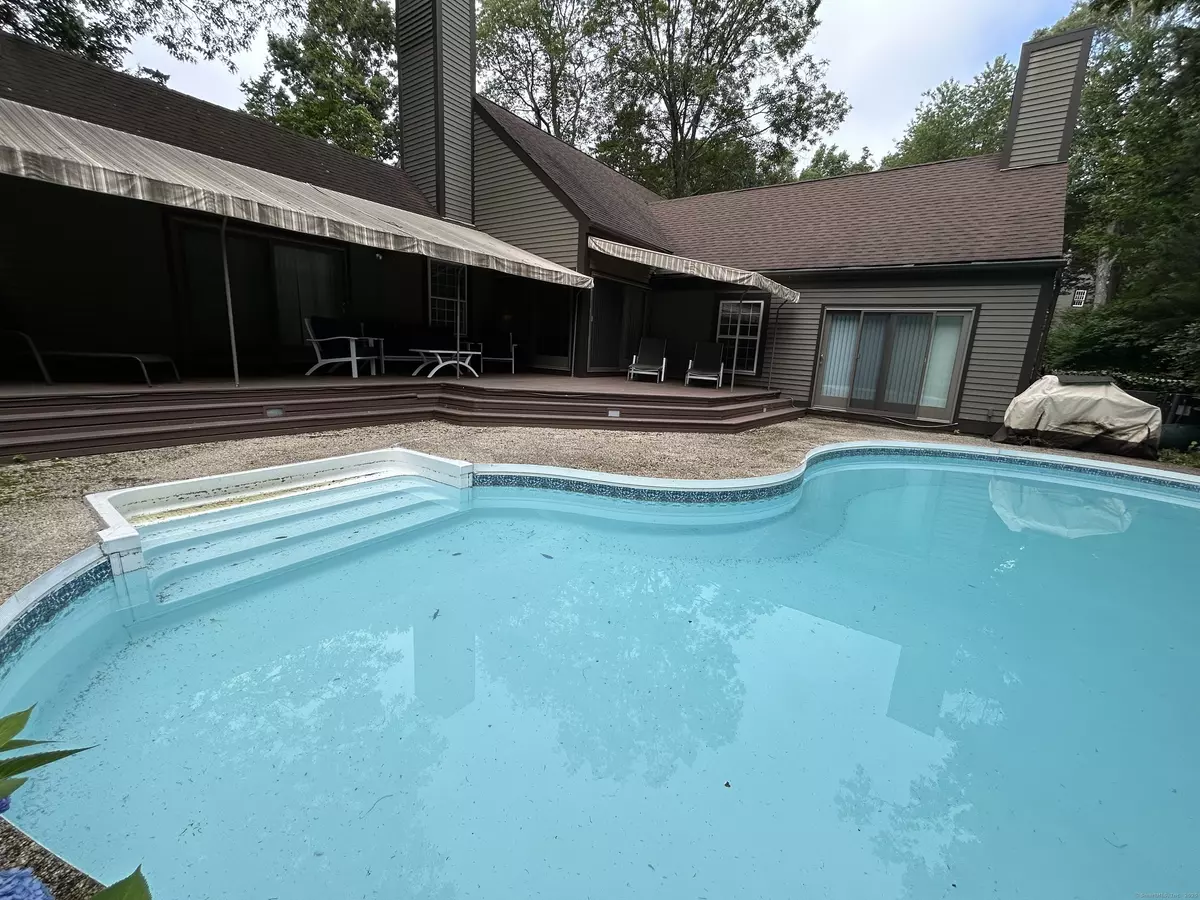 Guilford, CT 06437,Long Hill Farm Road #20