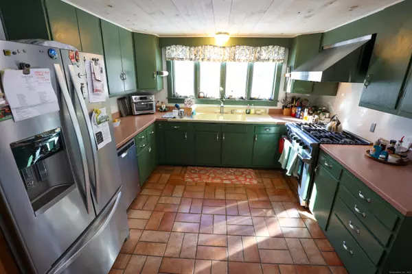 Washington, CT 06777,25 Sandstrom Road