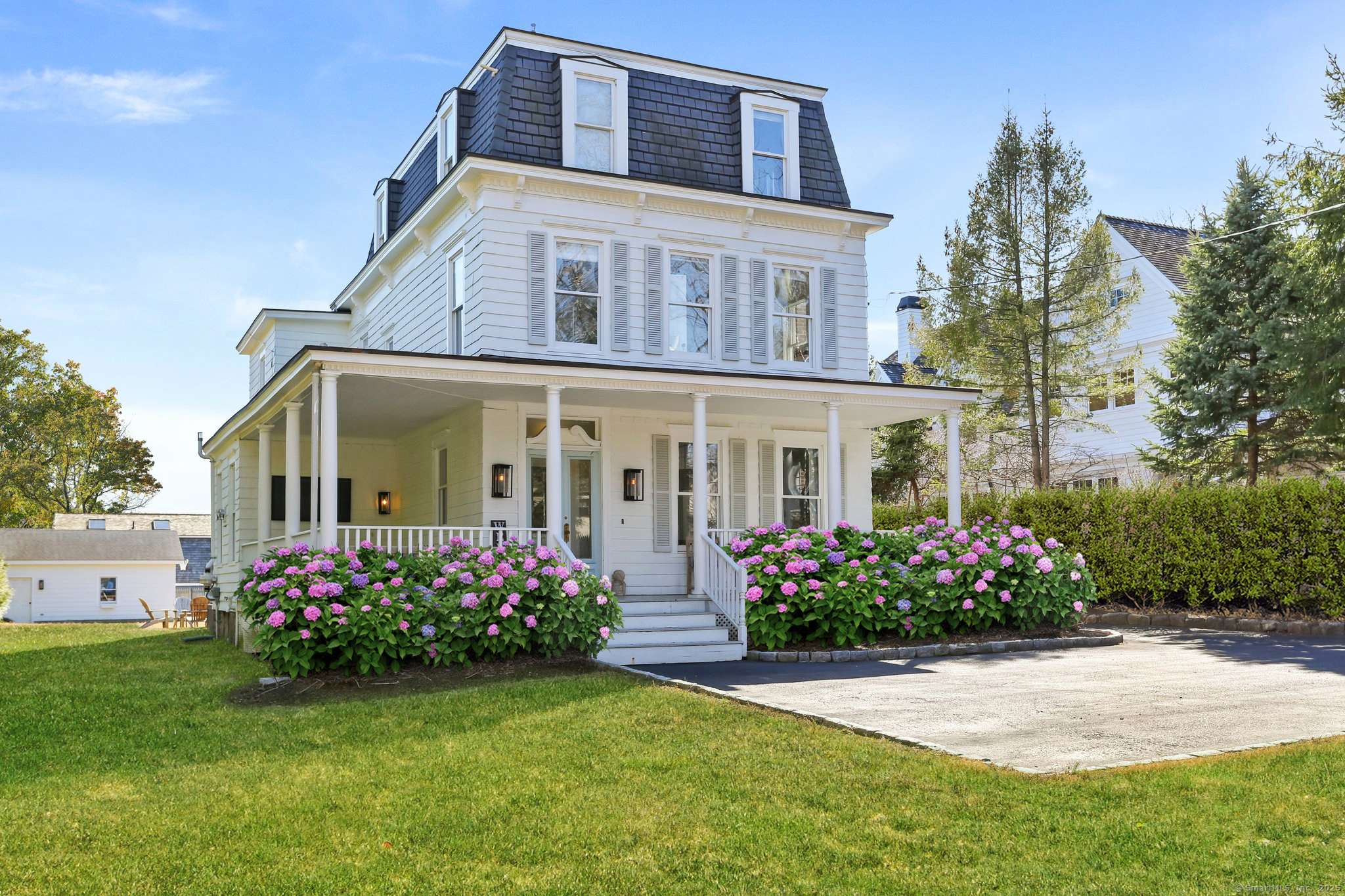 294 Riverside Avenue, Greenwich, CT 06878