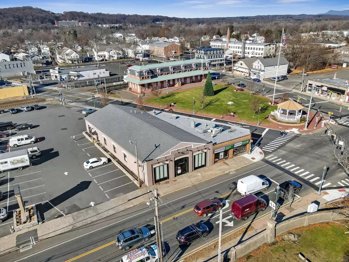 Wallingford, CT 06419,9 South Colony Street #2