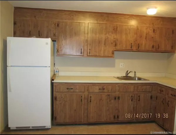 West Hartford, CT 06119,108 Oakwood Avenue #APT A3