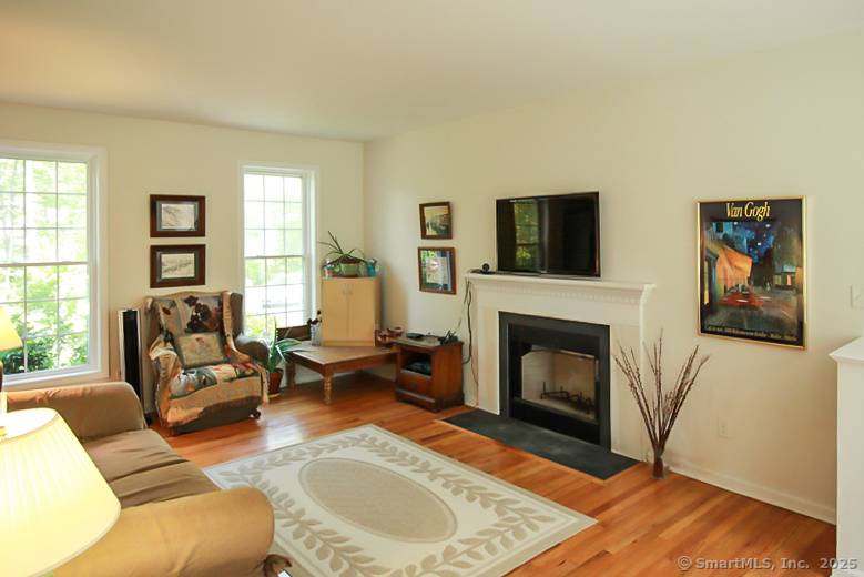 Haddam, CT 06441,8 Teaberry Court